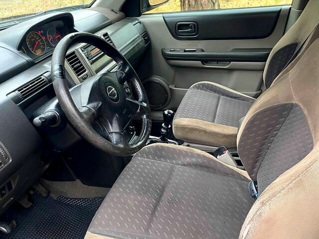 Ниссан ИксТрейл, объемом двигателя 2.2 л и пробегом 311 тыс. км за 3500 $, фото 7 на Automoto.ua