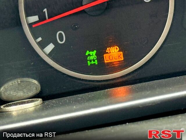 Ниссан ИксТрейл, объемом двигателя 2.2 л и пробегом 170 тыс. км за 4250 $, фото 13 на Automoto.ua