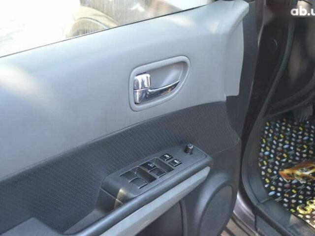 Ніссан ІксТрейл, об'ємом двигуна 2 л та пробігом 175 тис. км за 7999 $, фото 13 на Automoto.ua