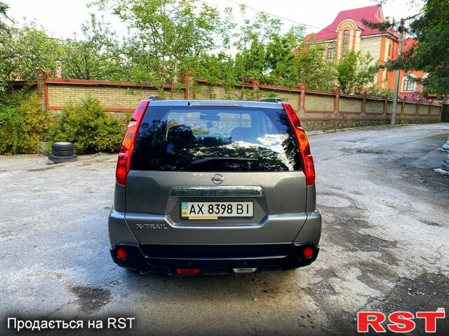 Ниссан ИксТрейл, объемом двигателя 2 л и пробегом 211 тыс. км за 7850 $, фото 5 на Automoto.ua