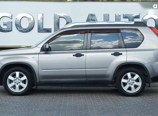 Ниссан ИксТрейл, объемом двигателя 0 л и пробегом 176 тыс. км за 9000 $, фото 4 на Automoto.ua