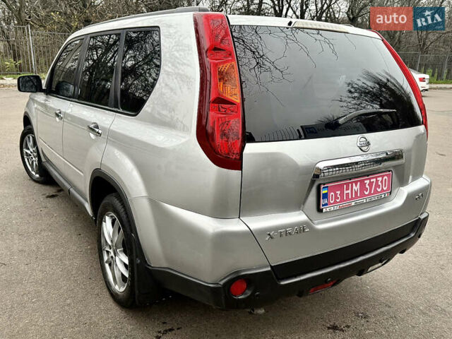 Ниссан ИксТрейл, объемом двигателя 2 л и пробегом 253 тыс. км за 10999 $, фото 12 на Automoto.ua