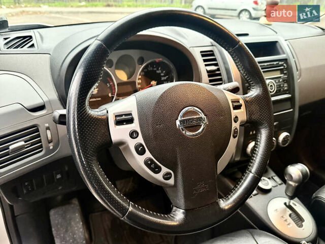 Ниссан ИксТрейл, объемом двигателя 2 л и пробегом 253 тыс. км за 10999 $, фото 15 на Automoto.ua