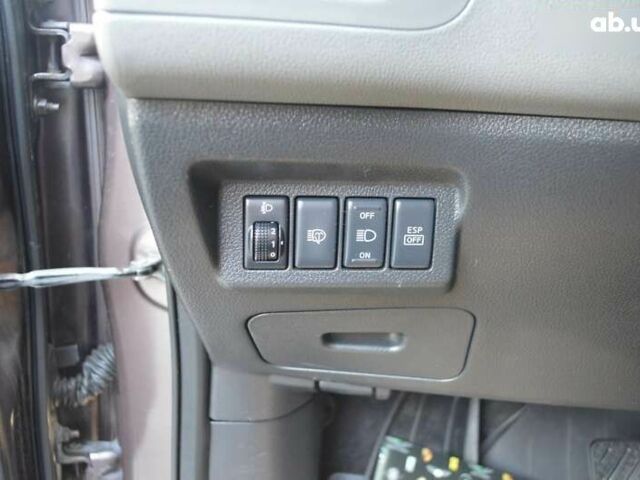 Ніссан ІксТрейл, об'ємом двигуна 2 л та пробігом 175 тис. км за 7999 $, фото 17 на Automoto.ua