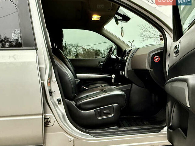 Ниссан ИксТрейл, объемом двигателя 2 л и пробегом 253 тыс. км за 10999 $, фото 17 на Automoto.ua