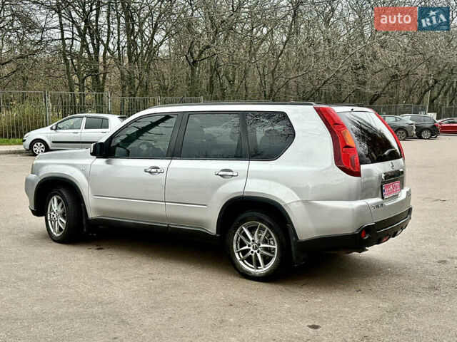 Ниссан ИксТрейл, объемом двигателя 2 л и пробегом 253 тыс. км за 10999 $, фото 7 на Automoto.ua