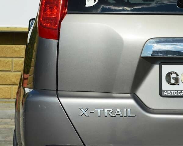 Ниссан ИксТрейл, объемом двигателя 0 л и пробегом 176 тыс. км за 9000 $, фото 7 на Automoto.ua