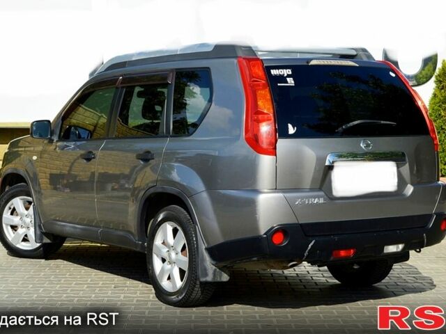 Ніссан ІксТрейл, об'ємом двигуна 2 л та пробігом 180 тис. км за 9500 $, фото 4 на Automoto.ua
