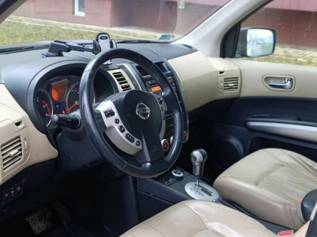 Ниссан ИксТрейл, объемом двигателя 2 л и пробегом 400 тыс. км за 5500 $, фото 3 на Automoto.ua