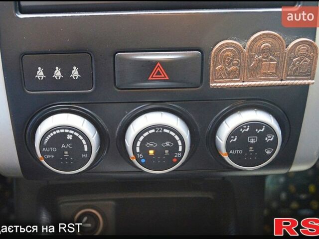 Ніссан ІксТрейл, об'ємом двигуна 2 л та пробігом 180 тис. км за 9500 $, фото 8 на Automoto.ua