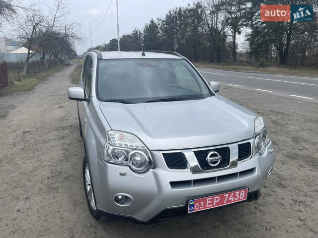 Ниссан ИксТрейл, объемом двигателя 2 л и пробегом 213 тыс. км за 13200 $, фото 1 на Automoto.ua