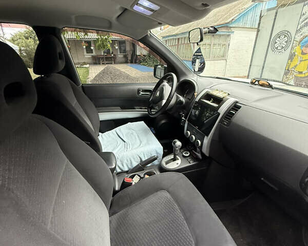 Ниссан ИксТрейл, объемом двигателя 2 л и пробегом 130 тыс. км за 9999 $, фото 3 на Automoto.ua