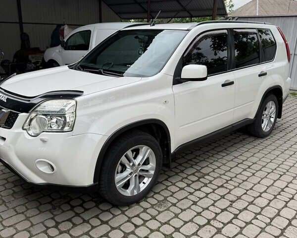 Ниссан ИксТрейл, объемом двигателя 2 л и пробегом 130 тыс. км за 9999 $, фото 6 на Automoto.ua