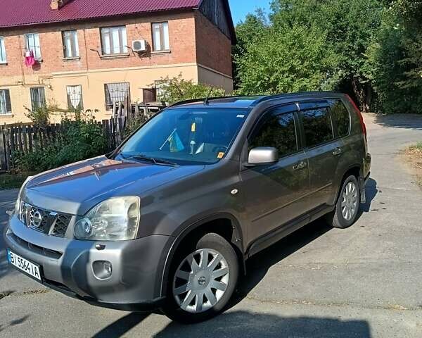 Ниссан ИксТрейл, объемом двигателя 2 л и пробегом 280 тыс. км за 10800 $, фото 2 на Automoto.ua