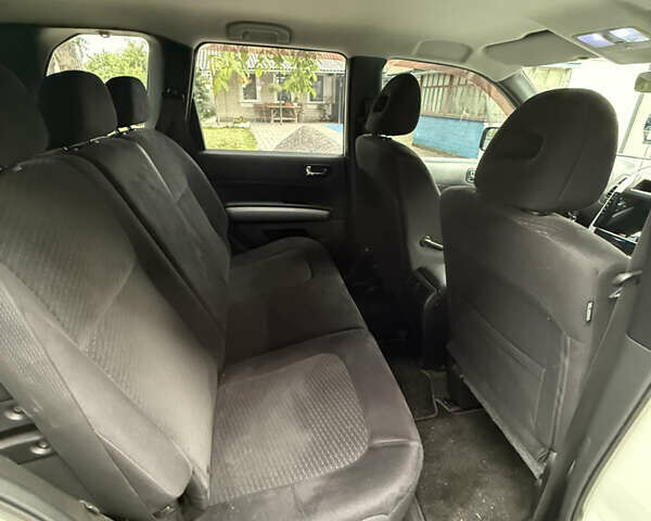 Ниссан ИксТрейл, объемом двигателя 2 л и пробегом 130 тыс. км за 9999 $, фото 2 на Automoto.ua