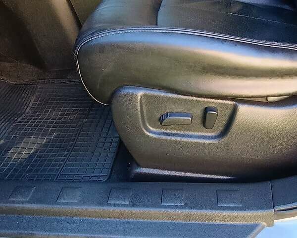 Ниссан ИксТрейл, объемом двигателя 2 л и пробегом 280 тыс. км за 10800 $, фото 13 на Automoto.ua