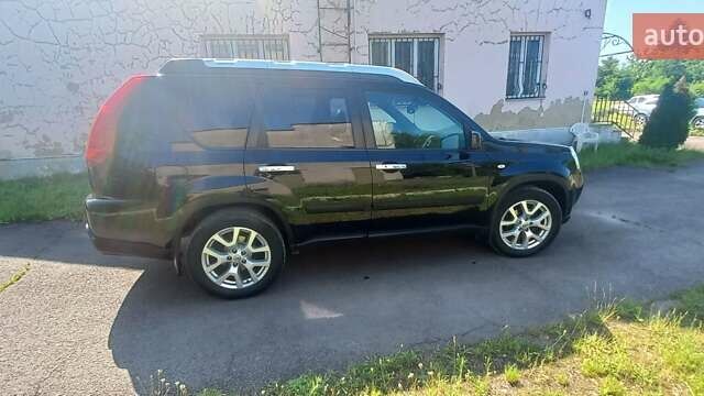 Ниссан ИксТрейл, объемом двигателя 2 л и пробегом 256 тыс. км за 11700 $, фото 3 на Automoto.ua