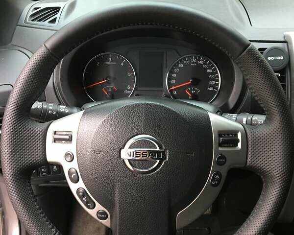 Ниссан ИксТрейл, объемом двигателя 2 л и пробегом 142 тыс. км за 13700 $, фото 5 на Automoto.ua