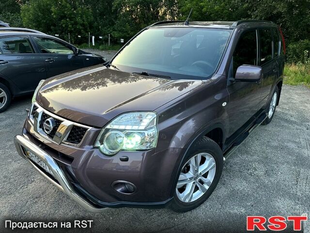 Ниссан ИксТрейл, объемом двигателя 2.5 л и пробегом 125 тыс. км за 10950 $, фото 10 на Automoto.ua