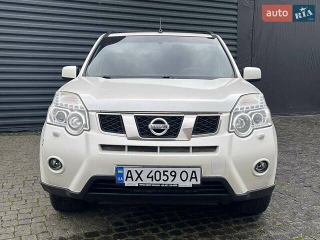 Ниссан ИксТрейл, объемом двигателя 2 л и пробегом 221 тыс. км за 11500 $, фото 3 на Automoto.ua