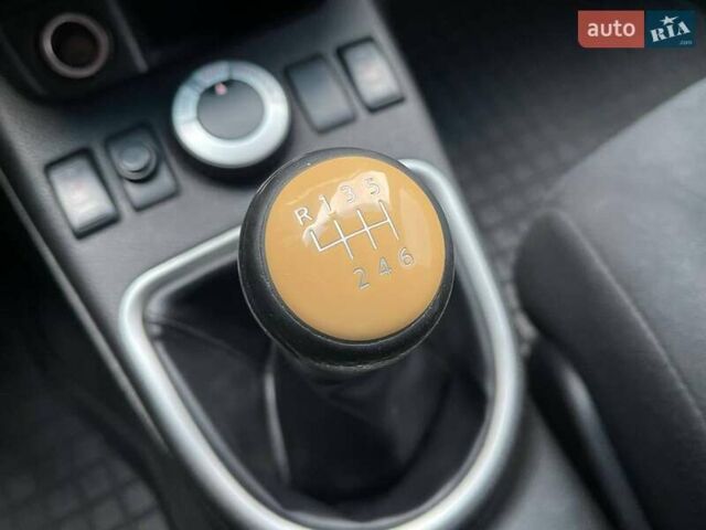 Ниссан ИксТрейл, объемом двигателя 2 л и пробегом 221 тыс. км за 11500 $, фото 32 на Automoto.ua