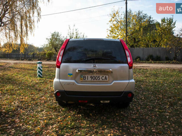 Ніссан ІксТрейл, об'ємом двигуна 2 л та пробігом 127 тис. км за 15500 $, фото 5 на Automoto.ua