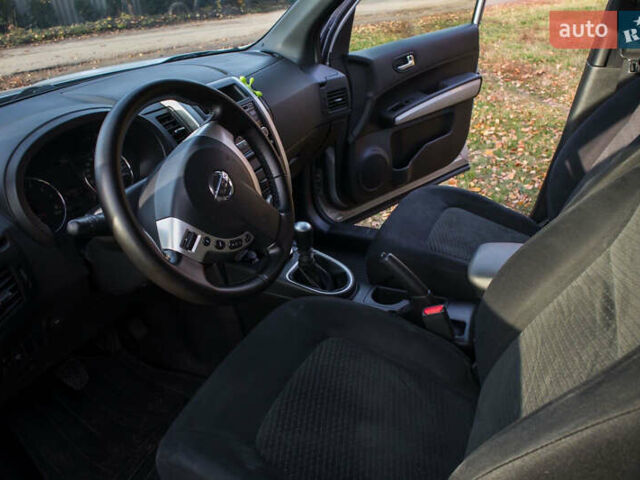 Ніссан ІксТрейл, об'ємом двигуна 2 л та пробігом 127 тис. км за 15500 $, фото 12 на Automoto.ua