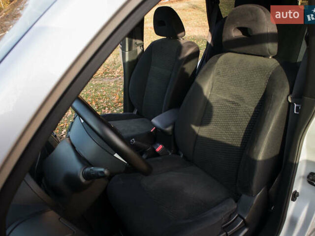 Ніссан ІксТрейл, об'ємом двигуна 2 л та пробігом 127 тис. км за 15500 $, фото 10 на Automoto.ua