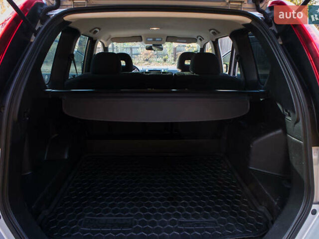 Ніссан ІксТрейл, об'ємом двигуна 2 л та пробігом 127 тис. км за 15500 $, фото 8 на Automoto.ua