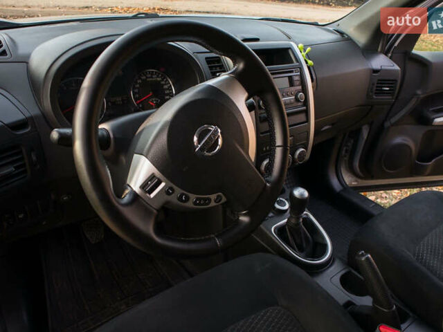 Ніссан ІксТрейл, об'ємом двигуна 2 л та пробігом 127 тис. км за 15500 $, фото 11 на Automoto.ua