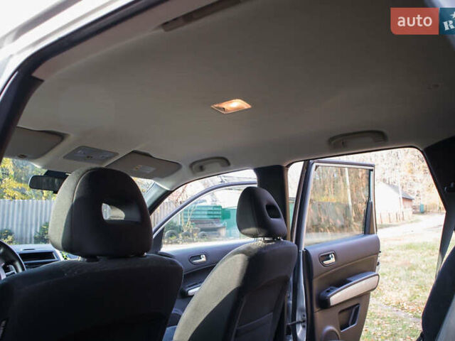 Ніссан ІксТрейл, об'ємом двигуна 2 л та пробігом 127 тис. км за 15500 $, фото 13 на Automoto.ua
