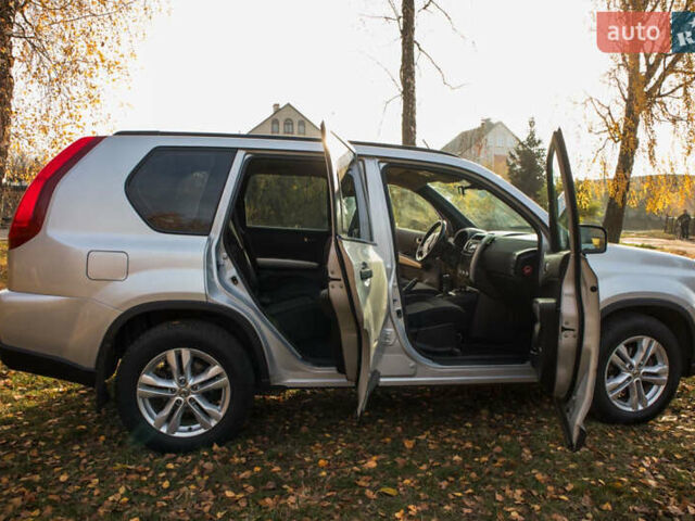 Ніссан ІксТрейл, об'ємом двигуна 2 л та пробігом 127 тис. км за 15500 $, фото 7 на Automoto.ua