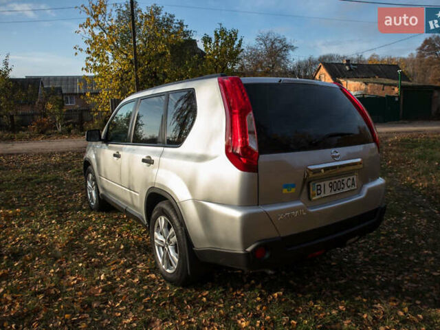 Ніссан ІксТрейл, об'ємом двигуна 2 л та пробігом 127 тис. км за 15500 $, фото 4 на Automoto.ua