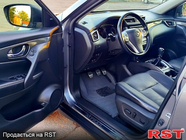 Ниссан ИксТрейл, объемом двигателя 1.6 л и пробегом 178 тыс. км за 15300 $, фото 7 на Automoto.ua