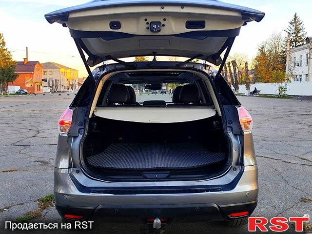 Ниссан ИксТрейл, объемом двигателя 1.6 л и пробегом 178 тыс. км за 15300 $, фото 12 на Automoto.ua