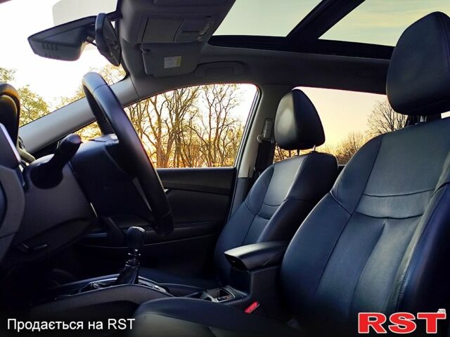 Ниссан ИксТрейл, объемом двигателя 1.6 л и пробегом 178 тыс. км за 15300 $, фото 8 на Automoto.ua