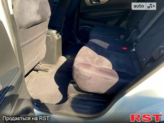 Ниссан ИксТрейл, объемом двигателя 1.6 л и пробегом 190 тыс. км за 15000 $, фото 4 на Automoto.ua