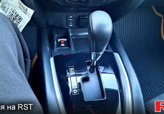 Ниссан ИксТрейл, объемом двигателя 1.6 л и пробегом 167 тыс. км за 15900 $, фото 5 на Automoto.ua