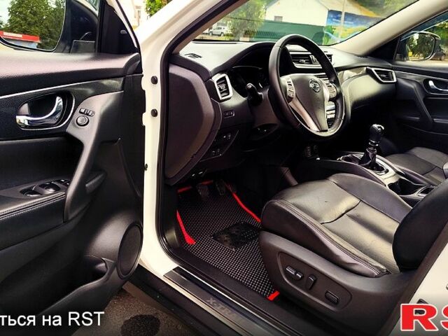 Ніссан ІксТрейл, об'ємом двигуна 1.6 л та пробігом 181 тис. км за 17300 $, фото 5 на Automoto.ua