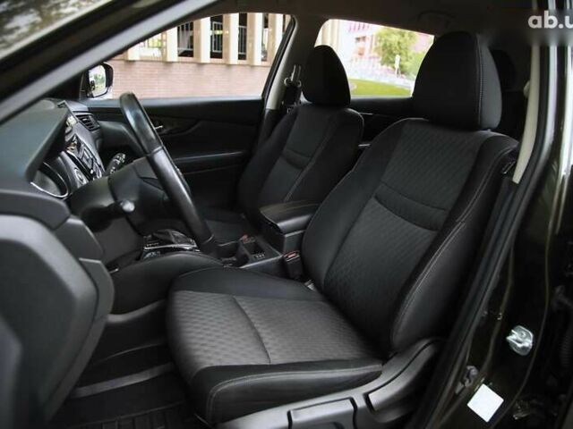 Ниссан ИксТрейл, объемом двигателя 2 л и пробегом 152 тыс. км за 18000 $, фото 6 на Automoto.ua