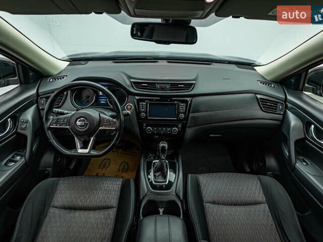 Ниссан ИксТрейл, объемом двигателя 1.6 л и пробегом 129 тыс. км за 18946 $, фото 10 на Automoto.ua