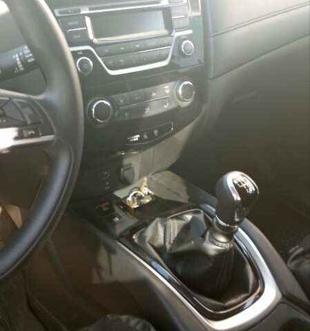 Ниссан ИксТрейл, объемом двигателя 2 л и пробегом 62 тыс. км за 17500 $, фото 6 на Automoto.ua