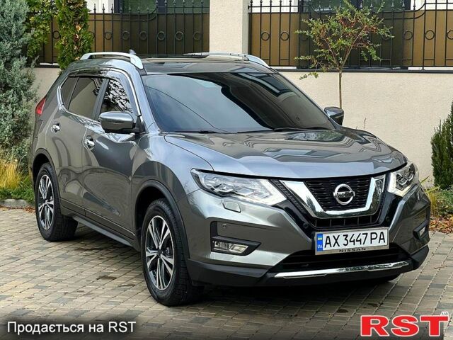 Ниссан ИксТрейл, объемом двигателя 2 л и пробегом 16 тыс. км за 19900 $, фото 2 на Automoto.ua