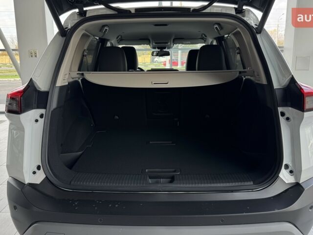 Ніссан ІксТрейл, об'ємом двигуна 1.5 л та пробігом 0 тис. км за 36682 $, фото 4 на Automoto.ua