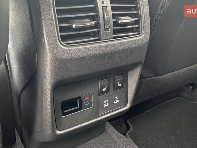 Ніссан ІксТрейл, об'ємом двигуна 1.5 л та пробігом 0 тис. км за 43665 $, фото 17 на Automoto.ua