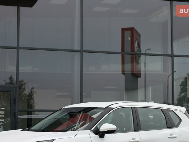 Ниссан ИксТрейл, объемом двигателя 1.5 л и пробегом 0 тыс. км за 32268 $, фото 3 на Automoto.ua