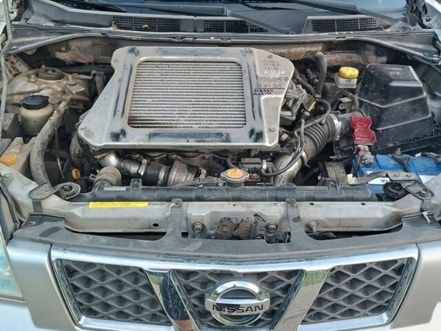 Серый Ниссан ИксТрейл, объемом двигателя 2.2 л и пробегом 220 тыс. км за 4900 $, фото 1 на Automoto.ua