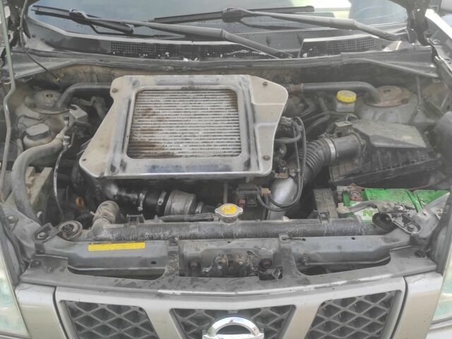 Серый Ниссан ИксТрейл, объемом двигателя 2.2 л и пробегом 323 тыс. км за 7100 $, фото 5 на Automoto.ua