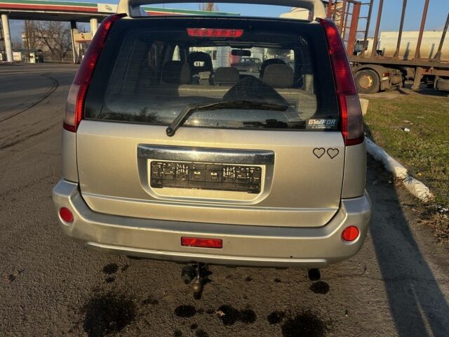 Серый Ниссан ИксТрейл, объемом двигателя 0 л и пробегом 304 тыс. км за 3443 $, фото 1 на Automoto.ua