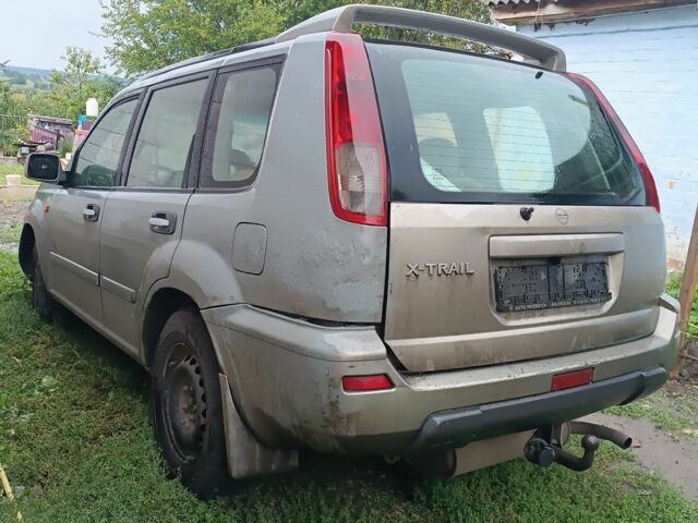 Серый Ниссан ИксТрейл, объемом двигателя 0 л и пробегом 110 тыс. км за 2500 $, фото 3 на Automoto.ua